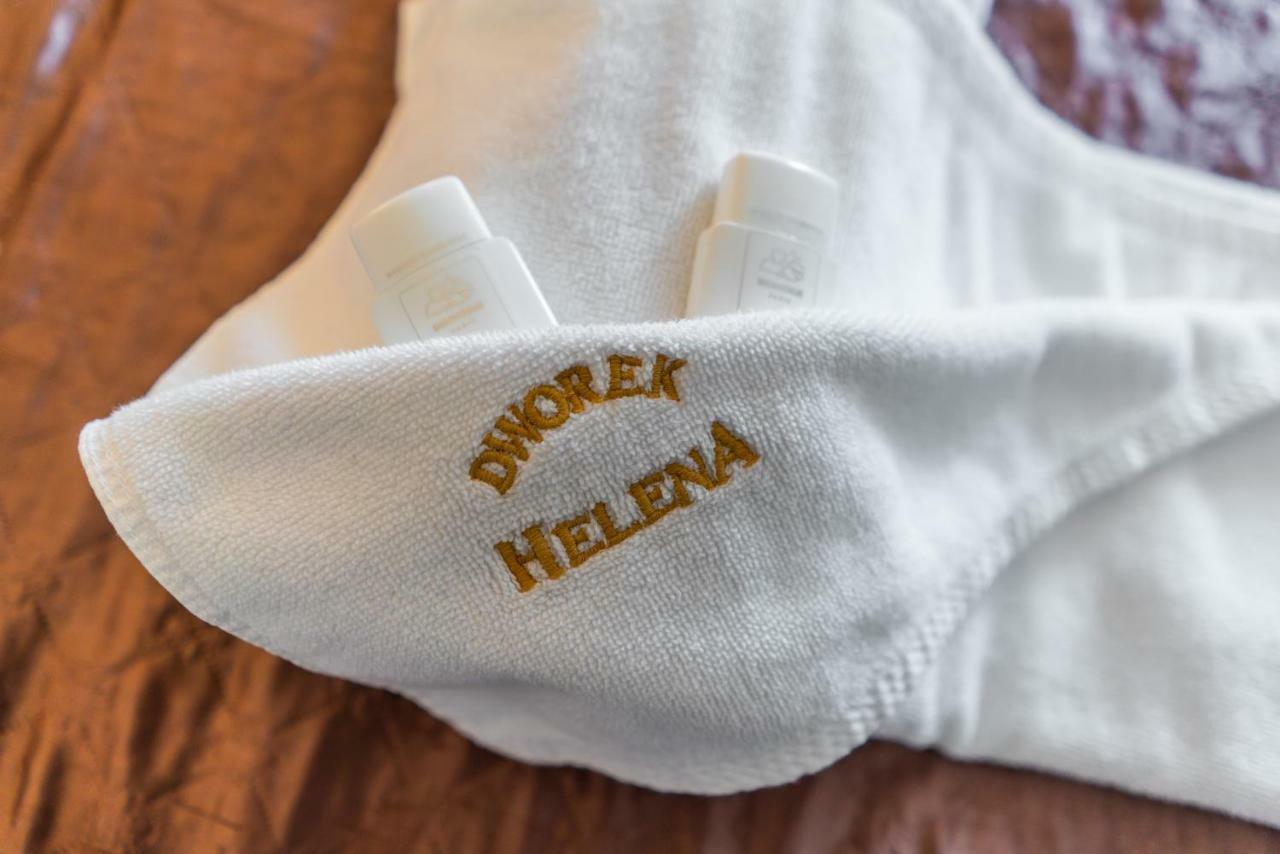 Dworek Helena เบียวา พอดลาสกา ภายนอก รูปภาพ